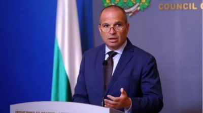 Министр транспорта: Не было глушения GPS-сигнала самолета фон дер Ляйен