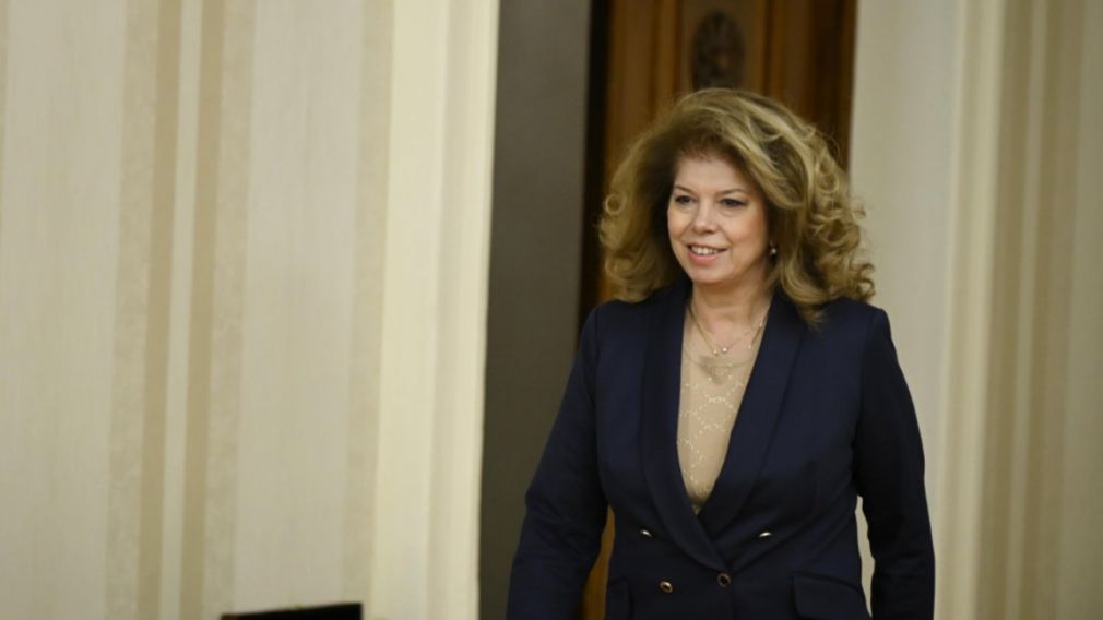 Президент продолжит консультации по назначению служебного премьер-министра