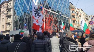 Урсула Фон дер Ляйен осудила&nbsp;атаку на здание Еврокомиссии в Софии