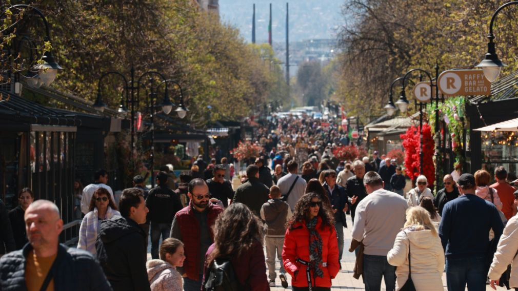 Индекс общественной напряженности остается высоким