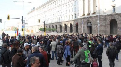 Журналисты протестуют в защиту свободы слова