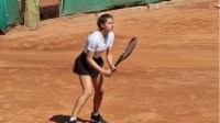 Елизара Янева в финале неофициального чемпионата мира по теннису среди талантов