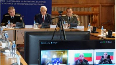 Министр обороны и начальник обороны поздравили с 6 Мая болгарских военных за рубежом