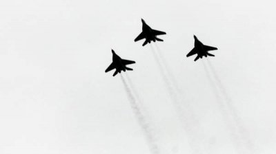 Служебное правительство выбрало шведские истpeбитeли "Грипен"