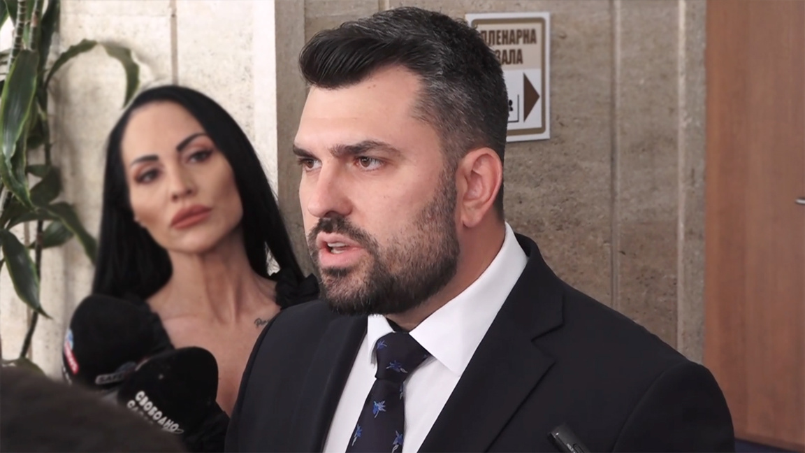 Позиция Болгарии по Украине &ndash; это &laquo;политическая шизофрения&raquo;, считает оппозиция