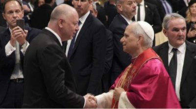 Премьер поздравил в Риме Папу Льва XIV с вступлением в должность