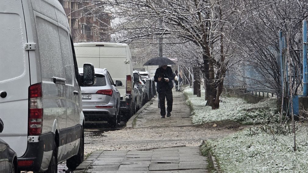 Осадки по всей стране, на севере и в горах снег