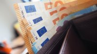 Минимальная зарплата в следующем году может составить 660 евро