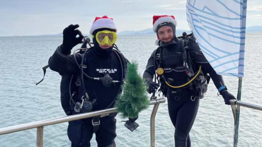 Водолазы в Бургасе организуют праздничное рождественское погружение