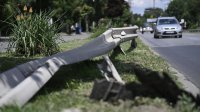 На дорогах страны началась экстренная замена дорожных ограждений