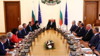 Правительство поддержало строительство завода по производству солнечных панелей