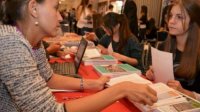 56% студентов из-за рубежа не видят для себя карьеру в Болгарии