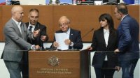 Предложение вручить орден Георги Йорданову вызвало скандал в парламенте