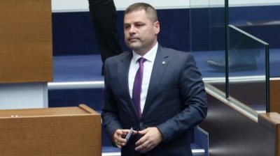 Партия "Возрождение" против призыва не изучать принудительно русский язык в школах