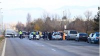 Полицейский тяжело пострадал после преследования торговцев людьми и мигрантов