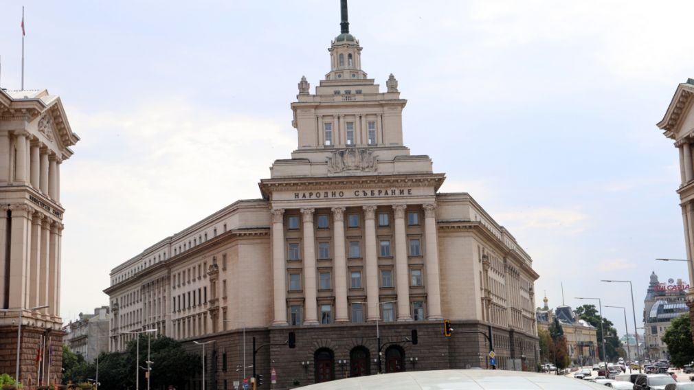 &laquo;Сова Харрис&raquo;: В новый парламент могут пройти шесть политических партий