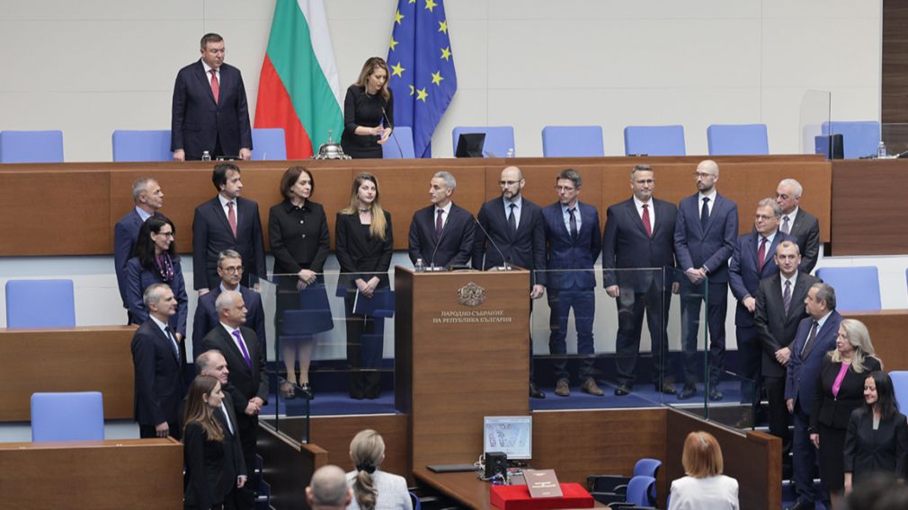 Министры &laquo;с опытом и порядочностью&raquo; &ndash; ожидания от нового кабинета министров