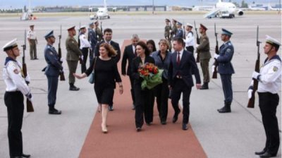 Председатель парламента Албании Элиса Спиропали находится с визитом в Болгарии