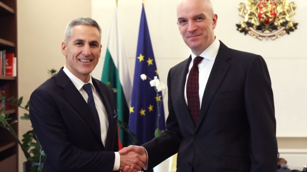 Премьер-министр Андрей Гюров встретился с послом Великобритании в Софии
