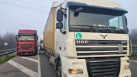 Интенсивный проезд грузовиков на границе с Турцией