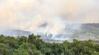 Опасный пожар в районе горы Сакар взят под контроль, тушение пожара на горе Славянка продолжается