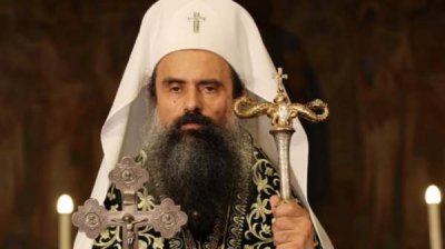 Патриарх Даниил: С живой верой сделаем свои сердца яслями, чтобы родился в них Богомладенец