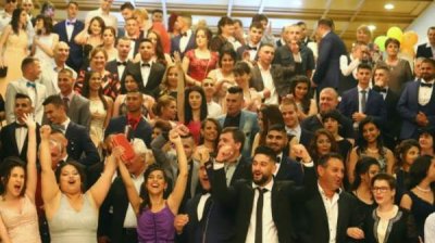 "Поддержи мечту" &ndash; сбор средств на выпускной и образование для социально уязвимых детей