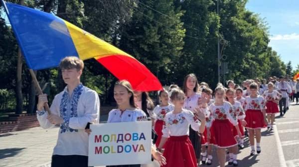 В селе Минерални-Бани проходит этнофестиваль 