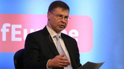 Валдис Домбровскис: &laquo;Путь в еврозону долог и труден, но это того стоит&raquo;