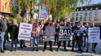 Рестораторы протестовали в Ловече против зеленых сертификатов