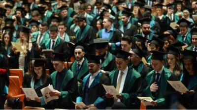 В болгарских университетах растет число иностранных студентов