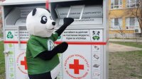 Организация Болгарского Красного Креста дарит надежду нуждающимся в одежде людям