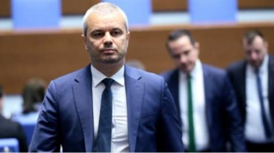 В парламент внесено третье предложение "Возрождения"&nbsp;о проведении референдума по евро